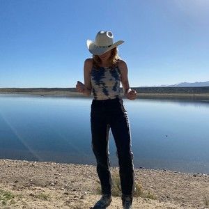 Meet your Posher, Abby